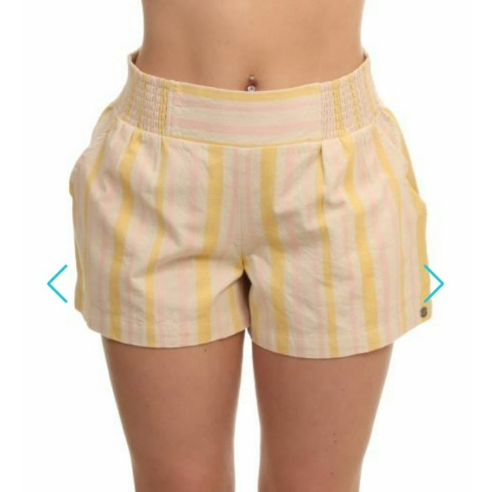 Roxy Handmade Life Shorts in Tapioca Alla Size M Striped Shorts